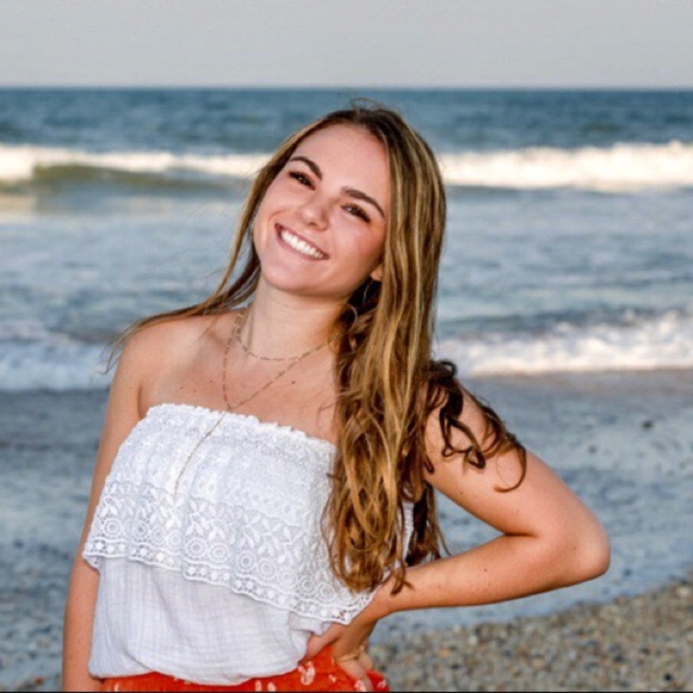 Meet your Posher, Aleia